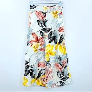 C&C California 100% Linen Hawaiian Print Wide Leg Crop Pants